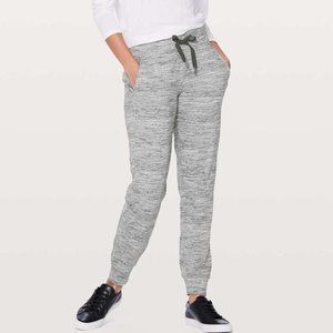 Lululemon Ready To Rulu Pant Size 6 Black High-Rise Jogger